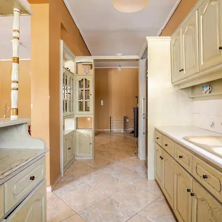 Lovely 3-bedroom Vacation In Nafplio.